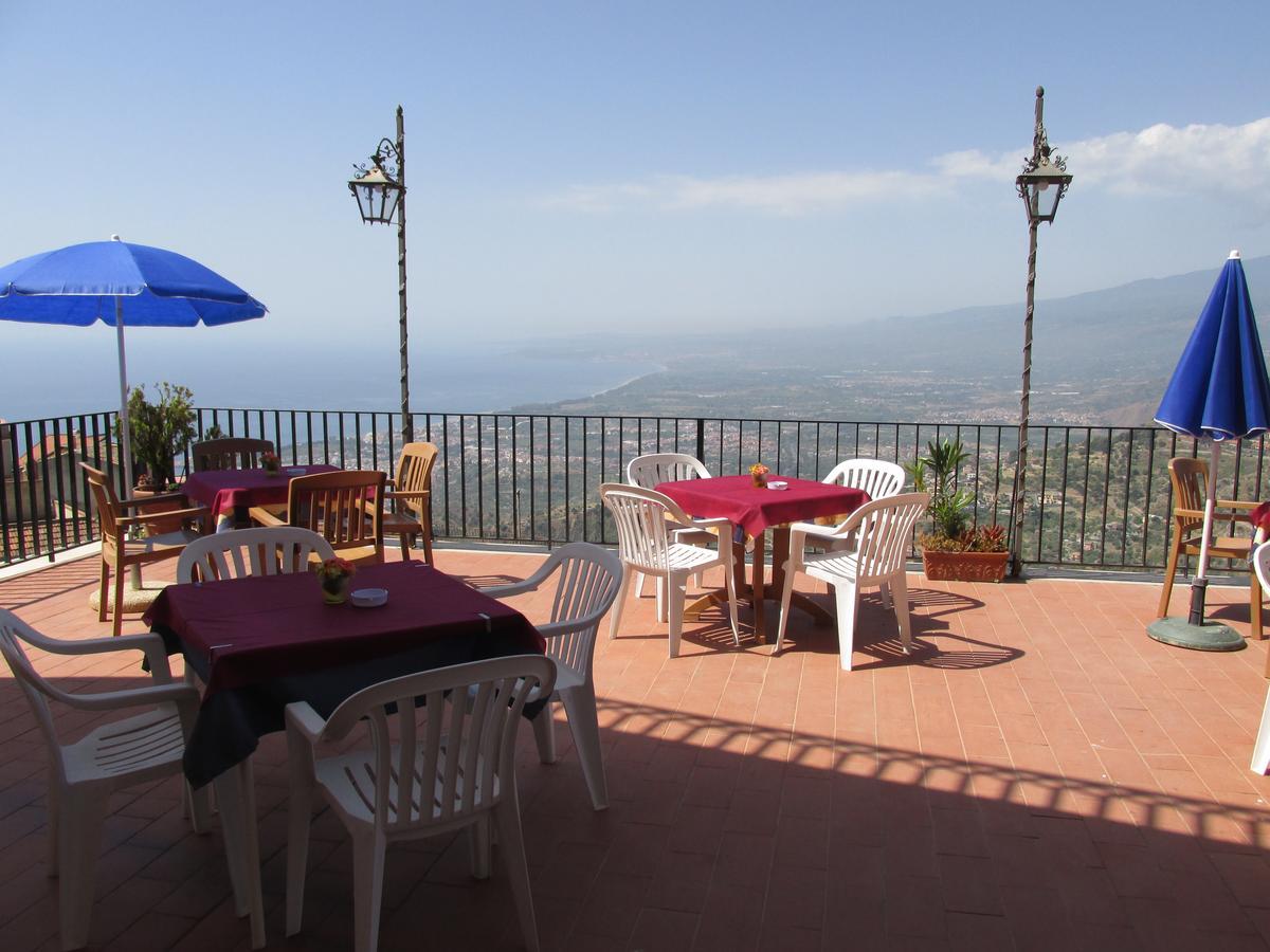Hotel Panorama Di Sicilia Castelmola Eksteriør billede